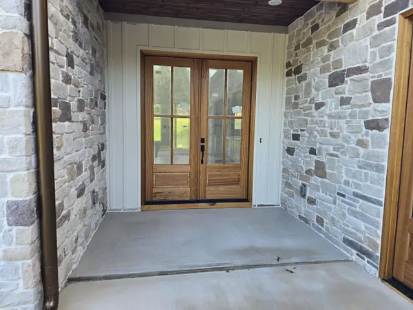 110 Marseille DR, Simpsonville, SC 29680
