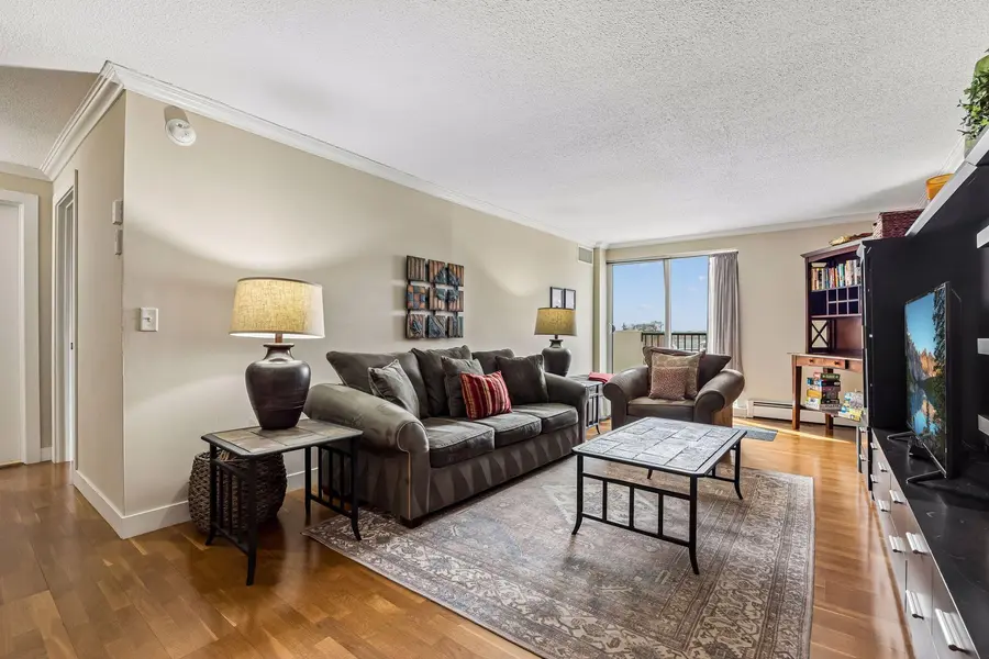 2800 W 44th ST #603, Minneapolis, MN 55410