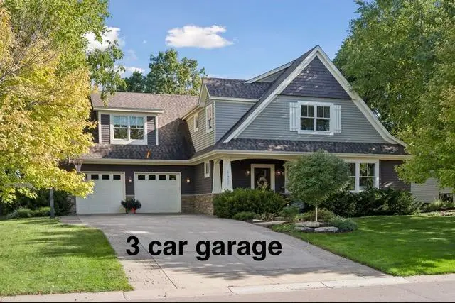 8455 Kelzer Pond DR, Victoria, MN 55386