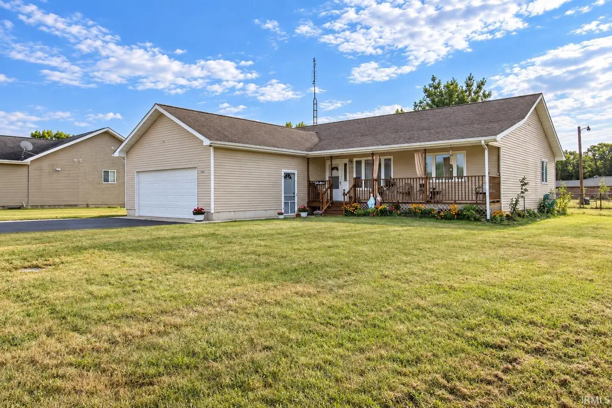 1005 Virginia LN, Knox, IN 46534