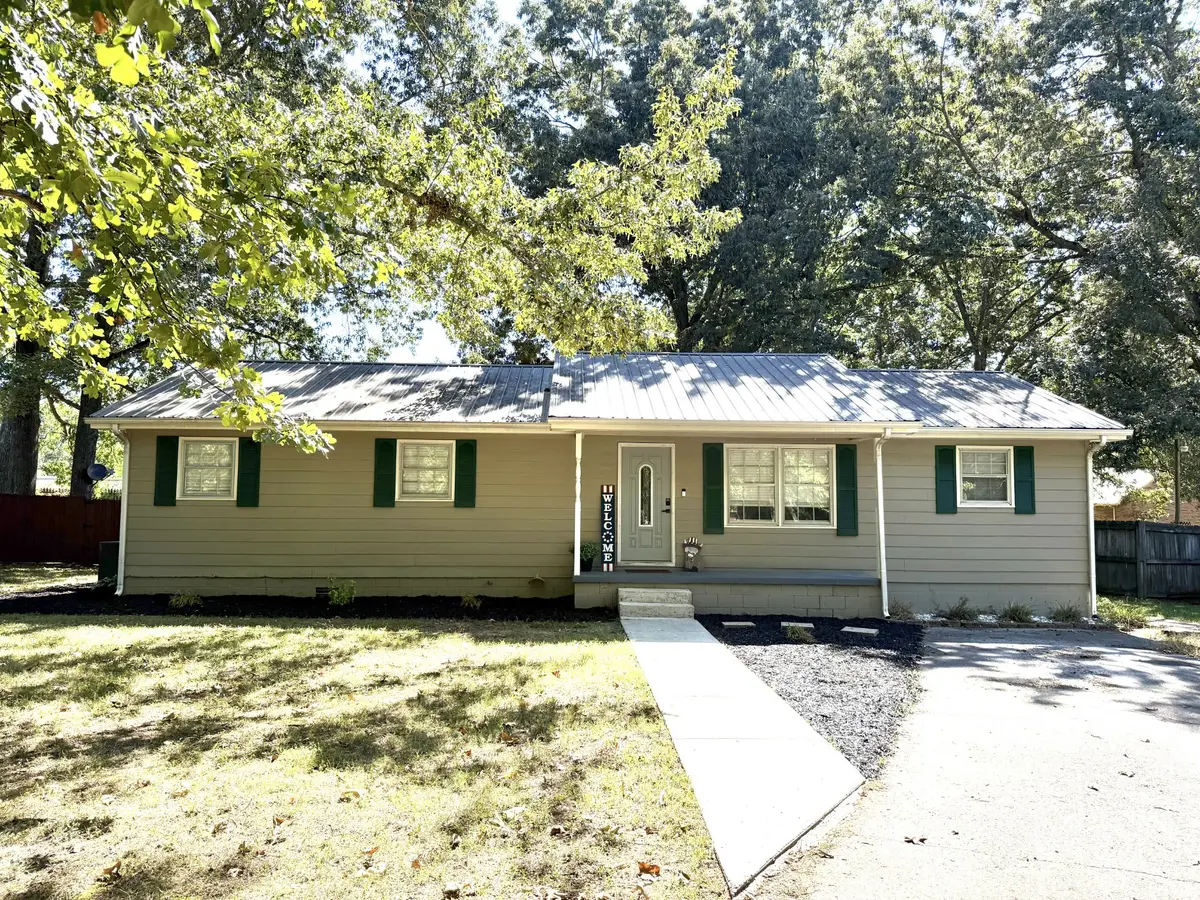 400 Cumberland Ave, Tullahoma, TN 37388
