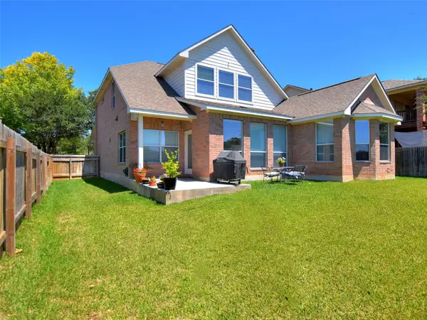 3831 Aqua LN, Round Rock, TX 78681