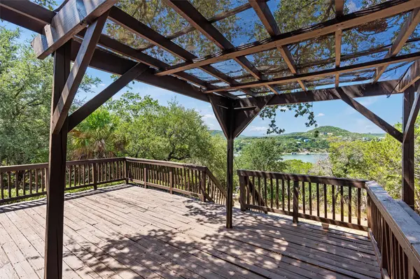 10340 W DARLEEN DR, Leander, TX 78641