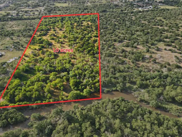 - - DR, Buda, TX 78610