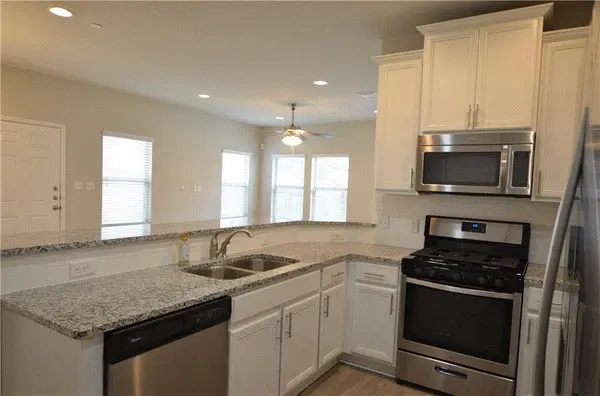 2304 S Lakeline BLVD #243, Cedar Park, TX 78613