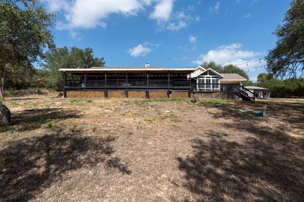 519 Eden Ranch DR, Canyon Lake, TX 78133