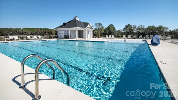 11527 Cardinal Creek AVE, Charlotte, NC 28215
