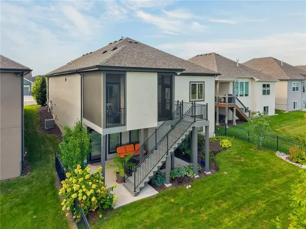 15278 W 173rd ST, Olathe, KS 66062