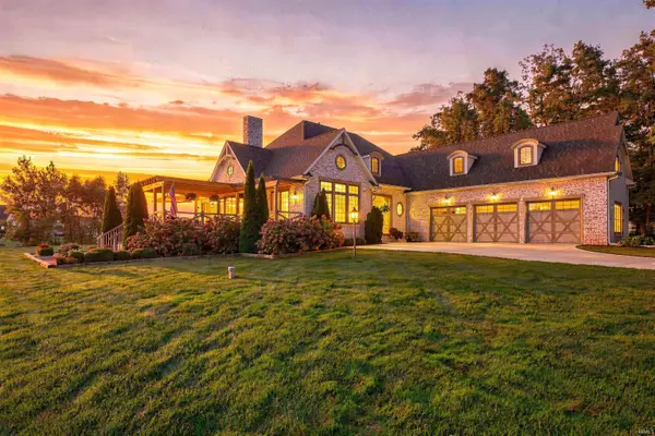 5933 Deer Hollow RD, Auburn, IN 46706