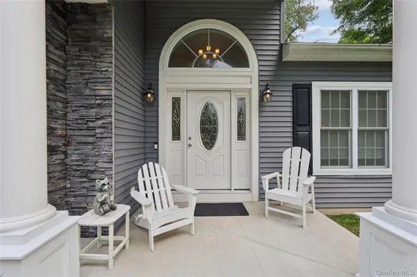 220 N Little Tor RD, New City, NY 10956
