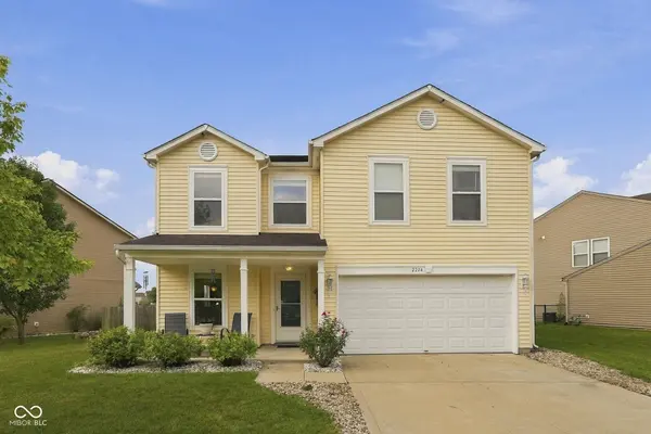 2274 Hampton DR, Franklin, IN 46131