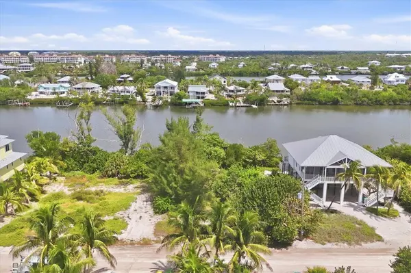 252 S GULF BLVD, Placida, FL 33946