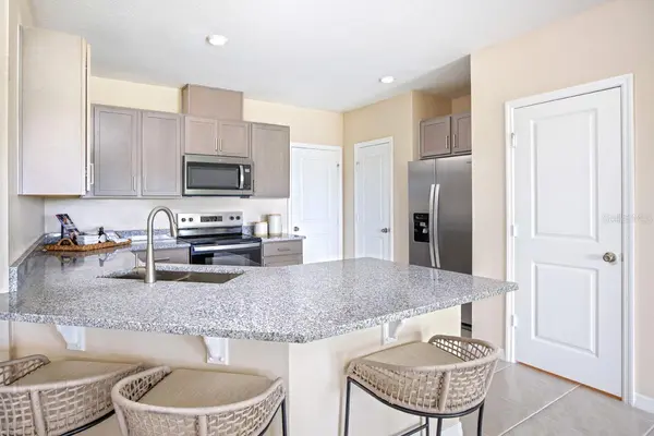 351 SEQUOIA DR, Lake Wales, FL 33859