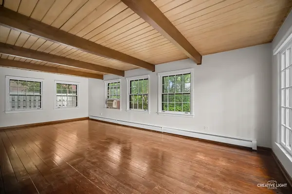 114 Hillside AVE #114, Barrington, IL 60010