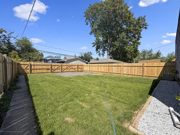 353 W 15th PL, Chicago Heights, IL 60411