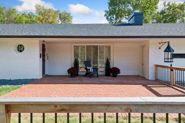 111 Chevy Chase DR, Wayzata, MN 55391