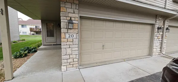 1 Lilac LN #20, Farmington, MN 55024