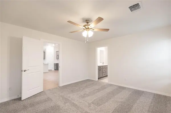 9228 NW 86th ST, Yukon, OK 73099