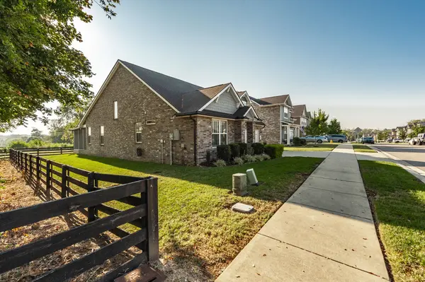 279 Griffin Ln, Gallatin, TN 37066