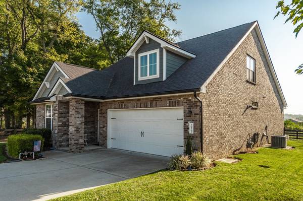279 Griffin Ln, Gallatin, TN 37066