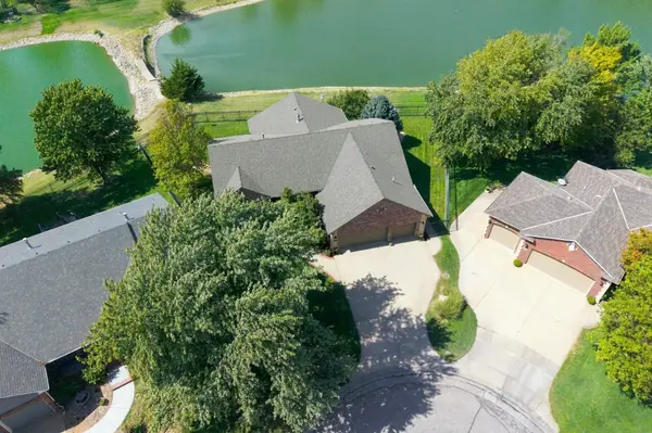 1017 N Cedar Park Cir, Wichita, KS 67235