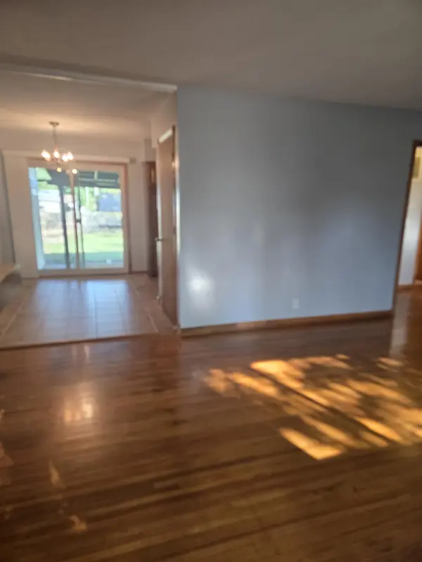 410 S Sunset, Haysville, KS 67060