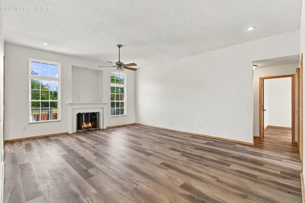 719 Becky ST, Willard, MO 65781