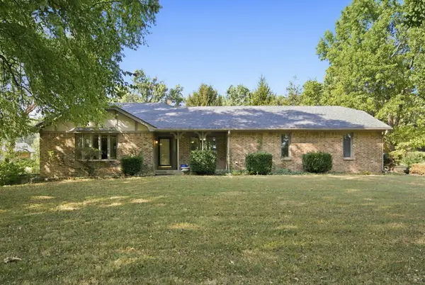 4274 N Farm Road 101, Springfield, MO 65803