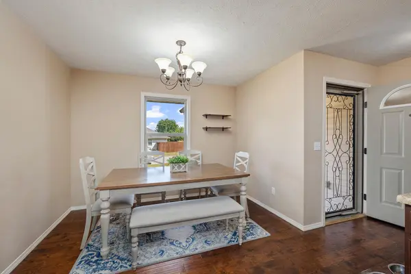 827 N Franklin AVE, Republic, MO 65738