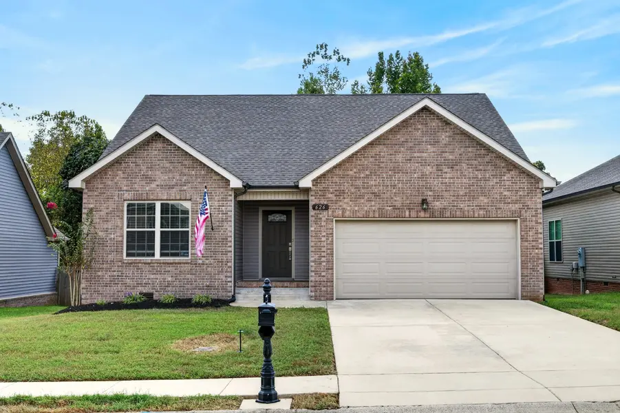 626 Snowshoe Ln, Clarksville, TN 37040