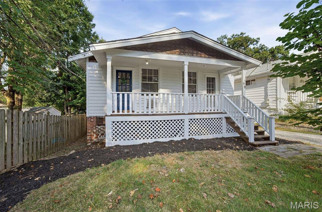 99 Sandau AVE, Webster Groves, MO 63119