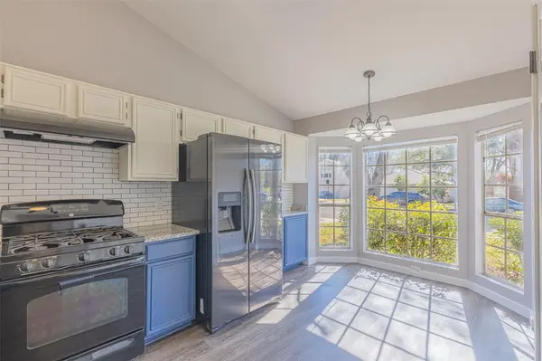 1100 Briargate DR, Austin, TX 78753