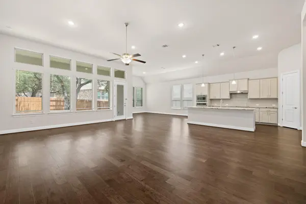 117 Barton Run DR, Georgetown, TX 78628