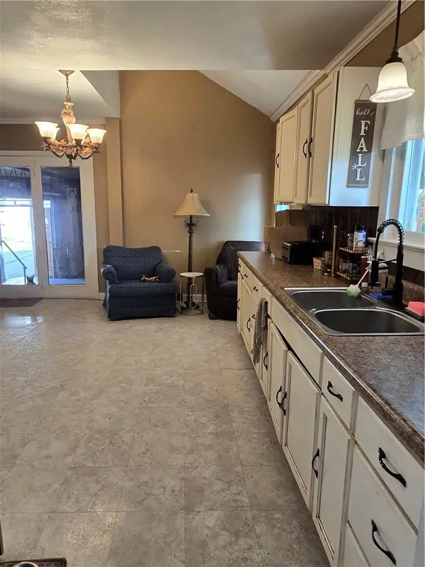 485 Donnelly AVE, Kansas City, MO 64125