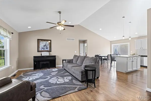 866 Pebble Beach CT, Union, MO 63084