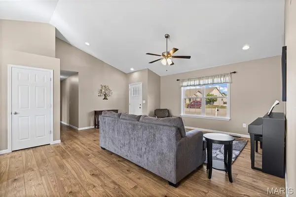 866 Pebble Beach CT, Union, MO 63084