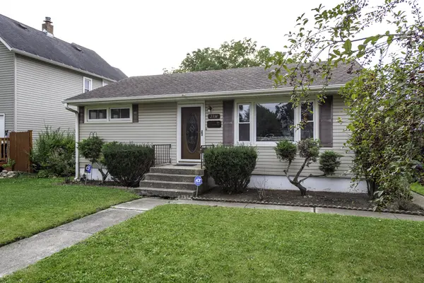 2314 Gideon AVE, Zion, IL 60099