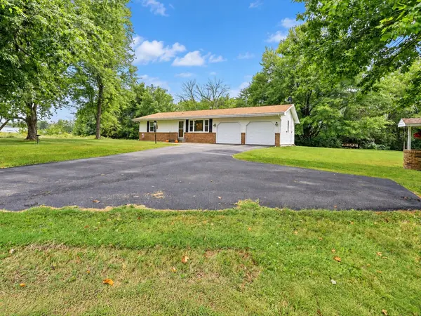 110 Issacher ST, Camargo, IL 61919
