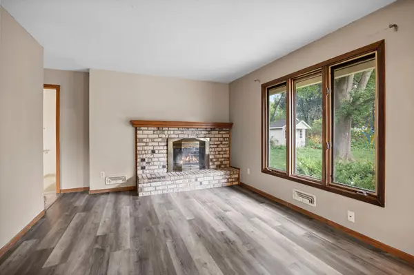 7741 Heritage RD, Eden Prairie, MN 55346
