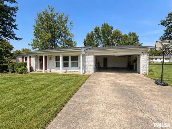 3204 SUNSET TER, Marion, IL 62959