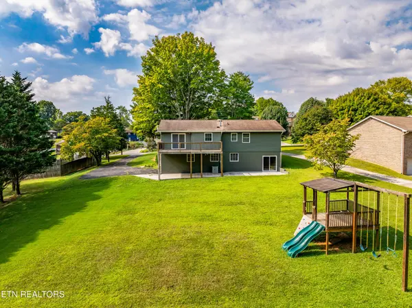 1205 Hoss Rd, Powell, TN 37849