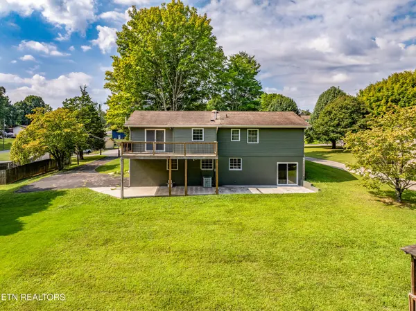 1205 Hoss Rd, Powell, TN 37849
