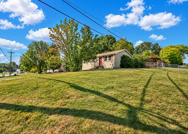 443 Appleton Dr, Clarksville, TN 37042