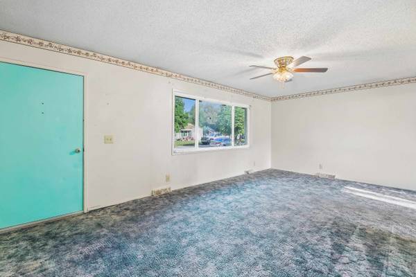 528 N 9th, Towanda, KS 67144