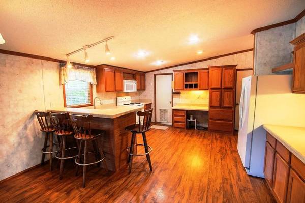 1188 150th, Hillsboro, KS 67063