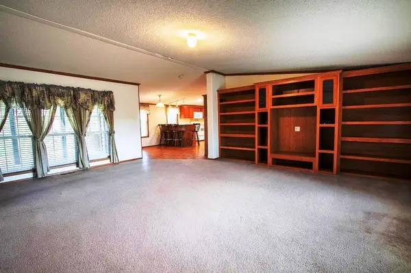 1188 150th, Hillsboro, KS 67063