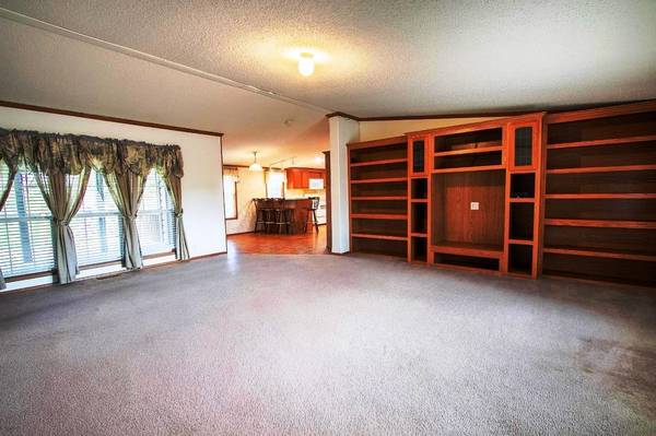 1188 150th, Hillsboro, KS 67063