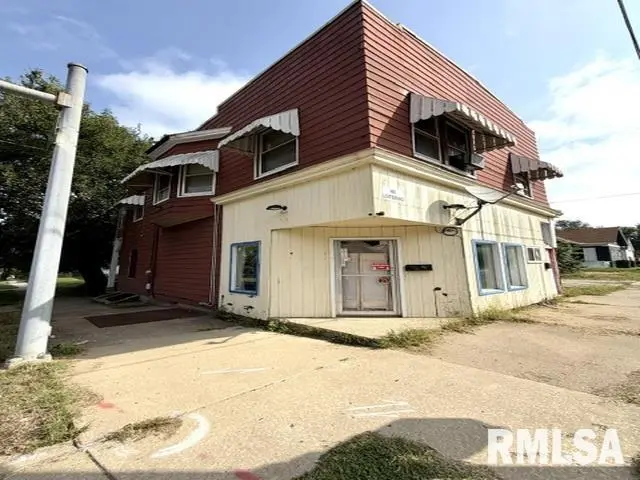 339 W RICHMOND AVE, Peoria, IL 61604