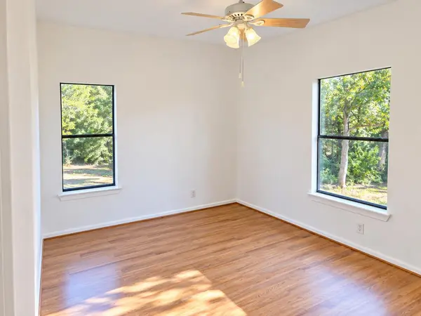 155 Michele DR, Bastrop, TX 78602