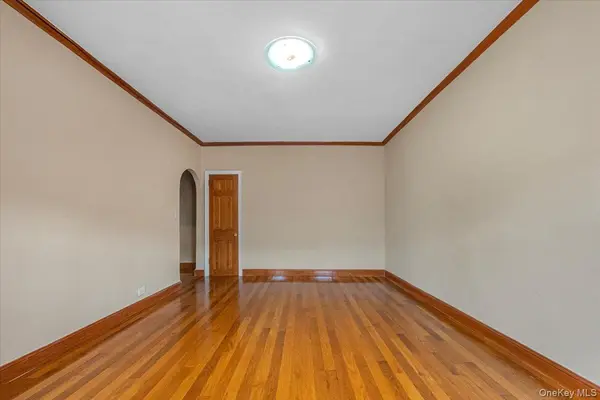 4333 48th ST #2H, Sunnyside, NY 11104